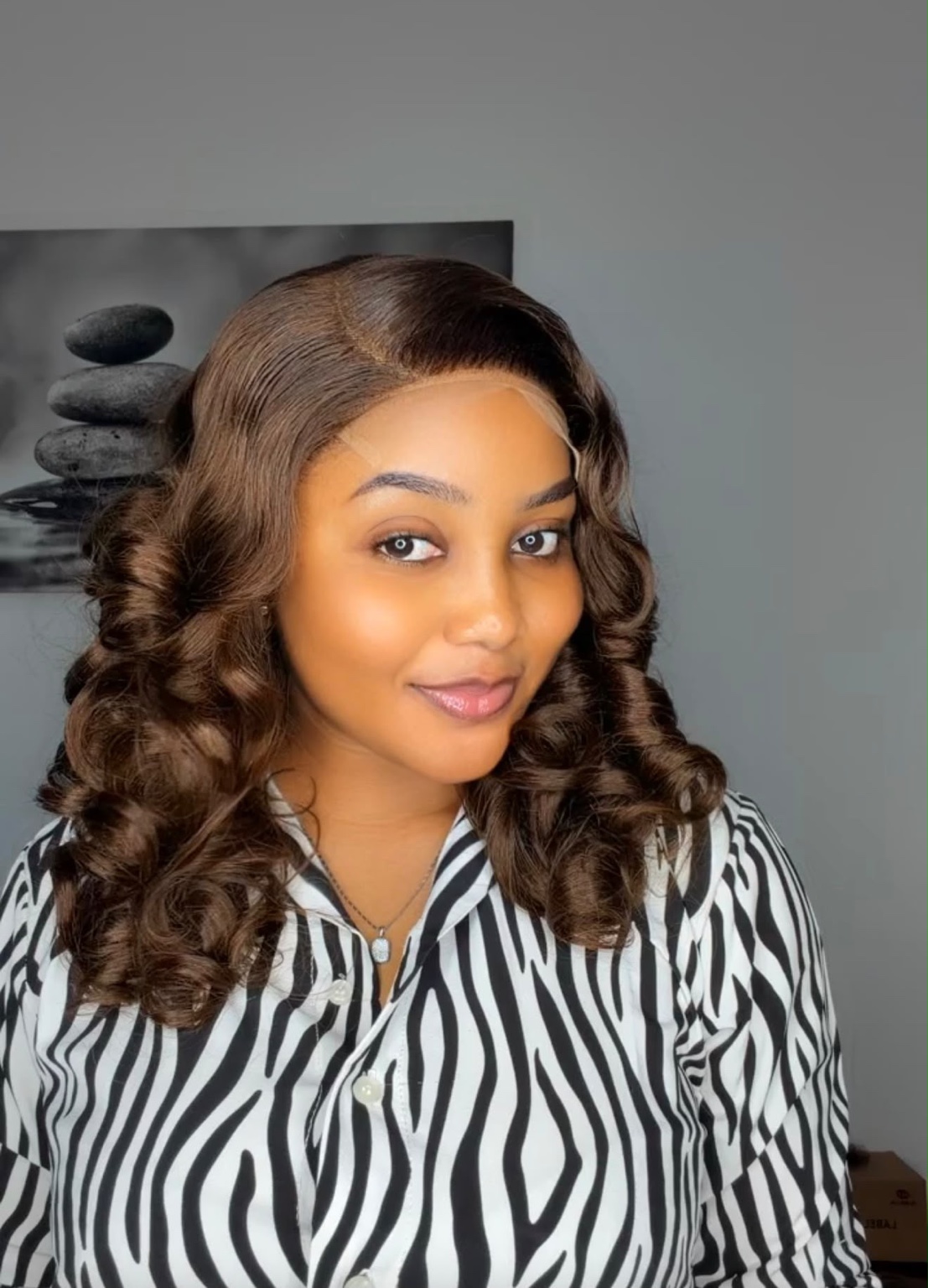 Wig Boza — 18″ with 5×5 closure. Brown loose curls.